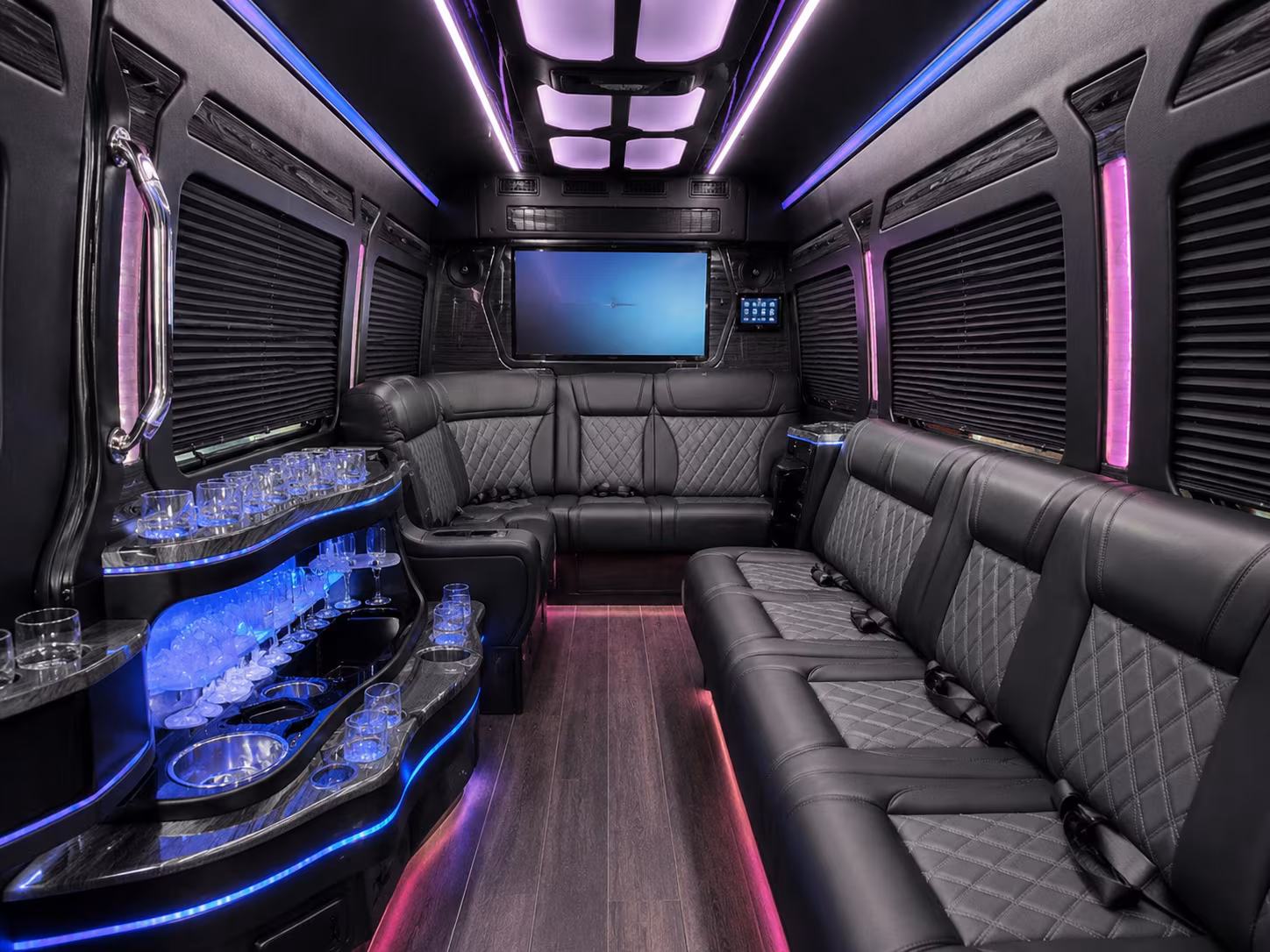buses for bands and touring groups based in franklin tennessee