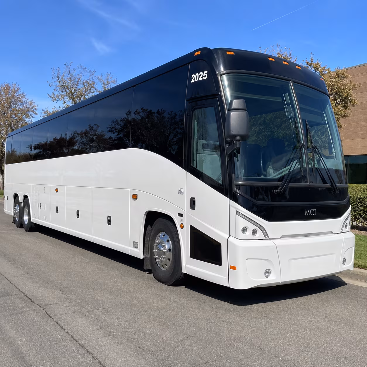 event and conference shuttle buses for franklin employers