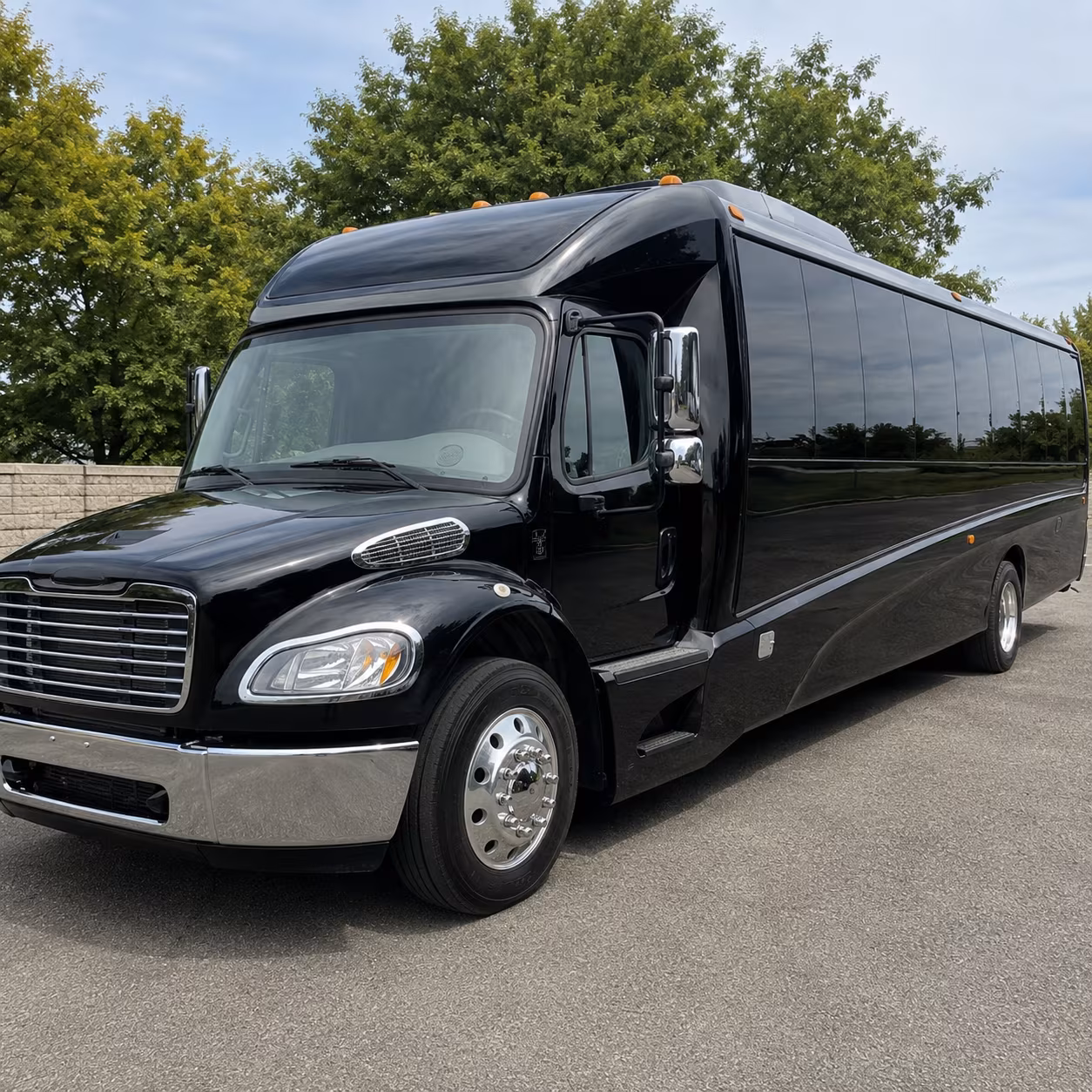 franklin 35 passenger minibus