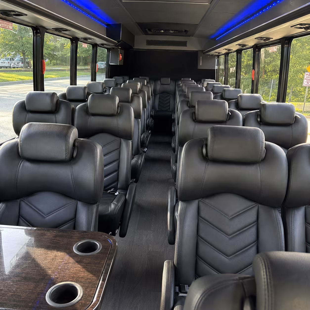 how is a bus rental actually priced in franklin tennessee
