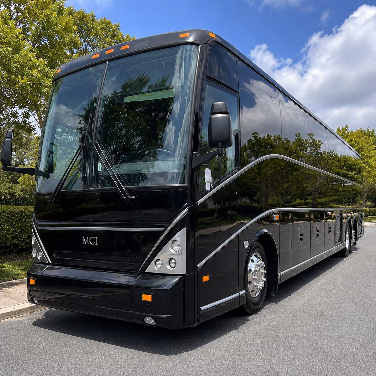 military base shuttle buses serving smyrna and the middle tennessee region