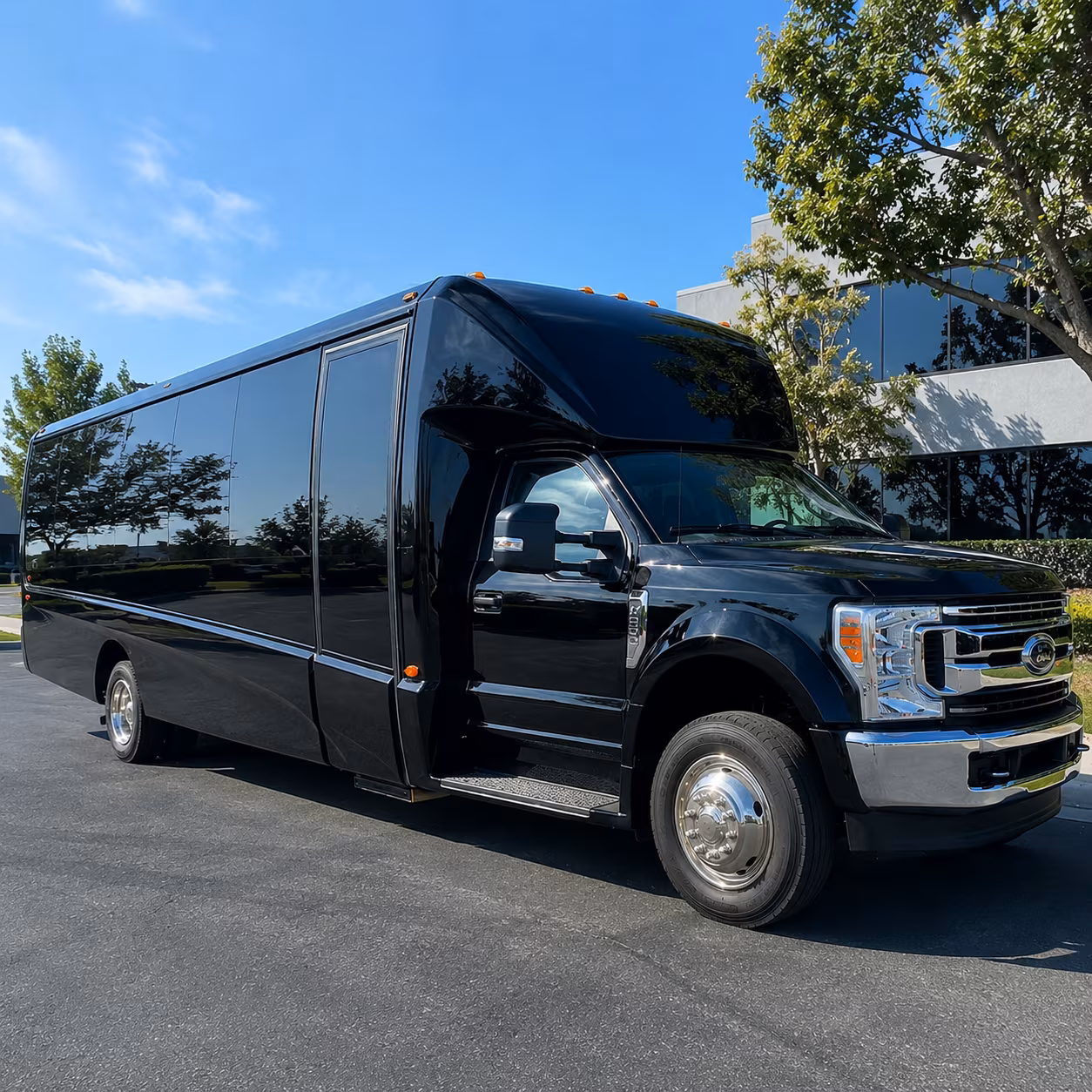 rent a minibus in franklin for smaller prom groups heading out in style